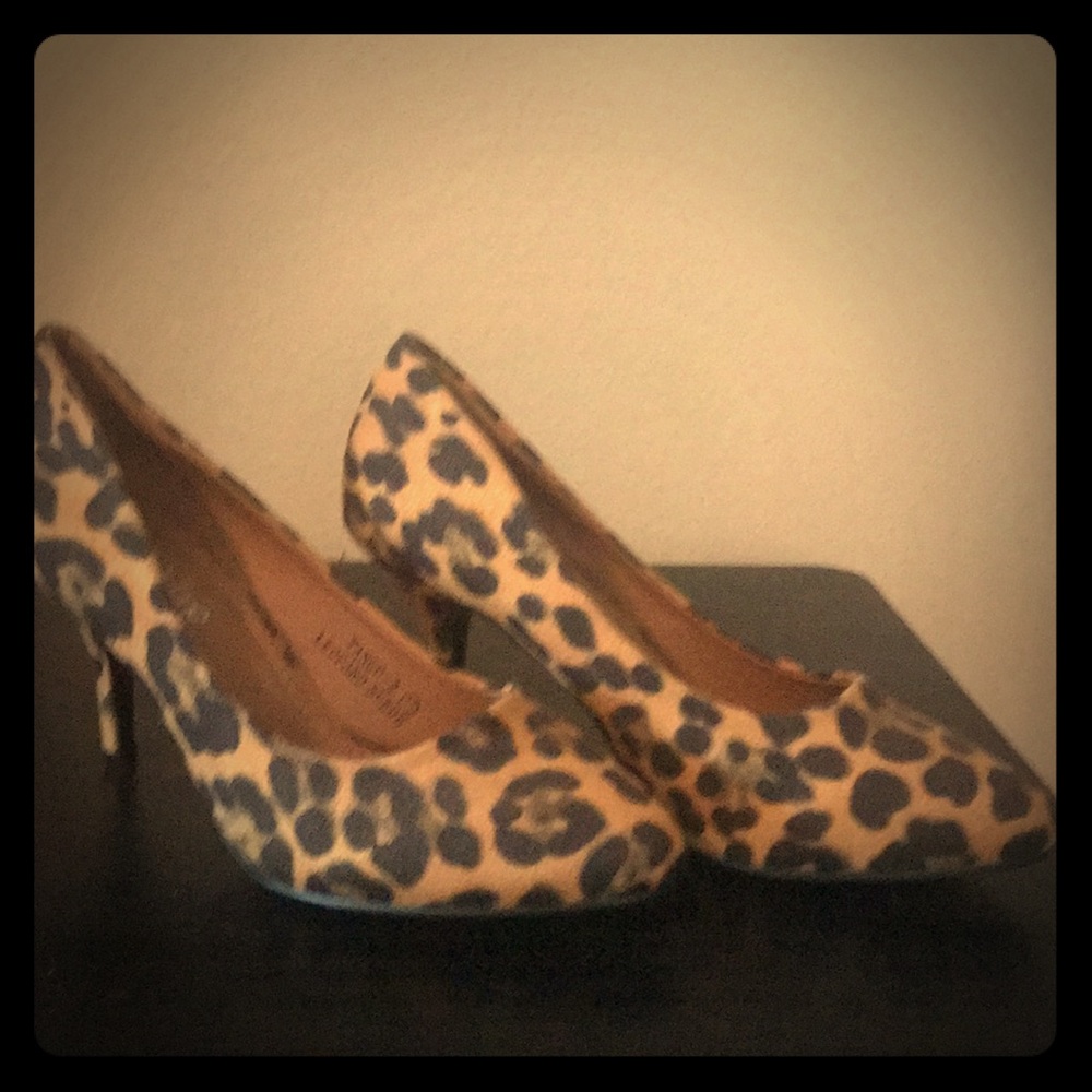 Leopard Print Suede Pump with  Kitten Heel